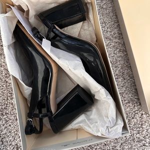 Marc Fisher valana Heels